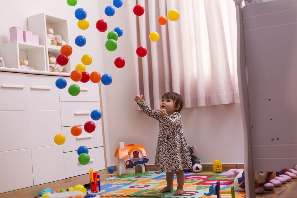 Leksaker för 1 åring: En introduktion till att stimulera och utveckla sinnen och motorik