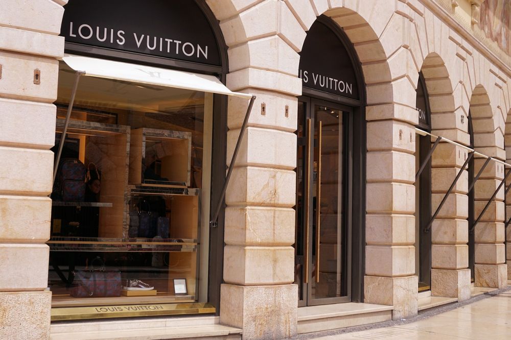 Louis Vuitton: Eftertraktad världen över